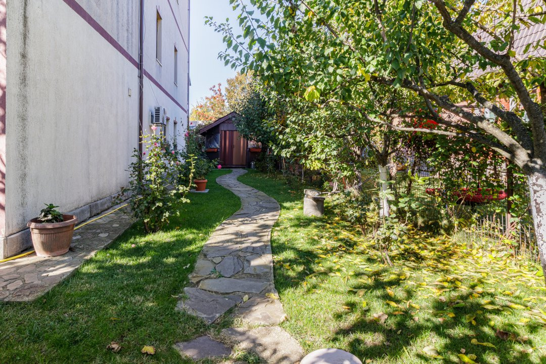 Apartament cu vedere catre lac