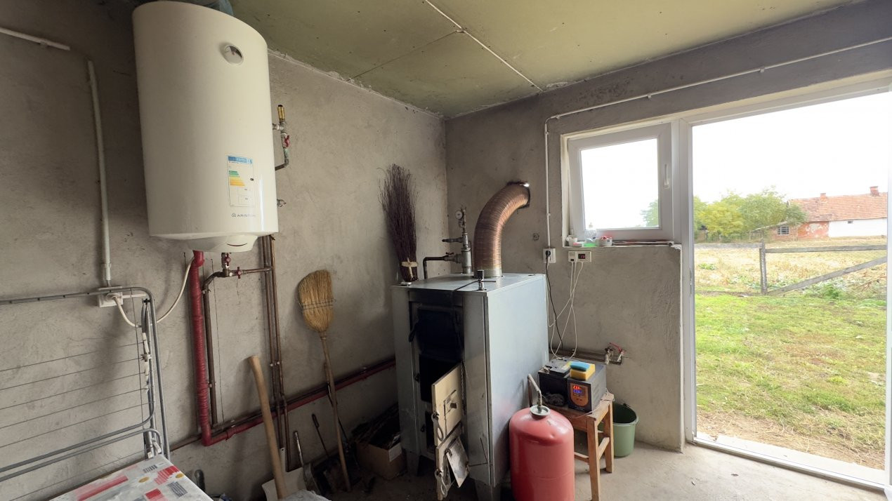 Casă individuală 3 camere, Teren 1439 mp Loc. Berea Jud. Satu Mare