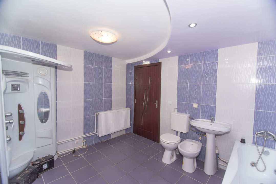 Casa Golesti - Stefanesti - 3000 Mp Teren