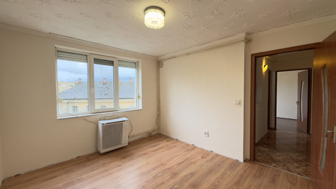 Apartament 2 camere Etaj III Carei - Eliberării Nr.8 - Comision 0% cumpărător