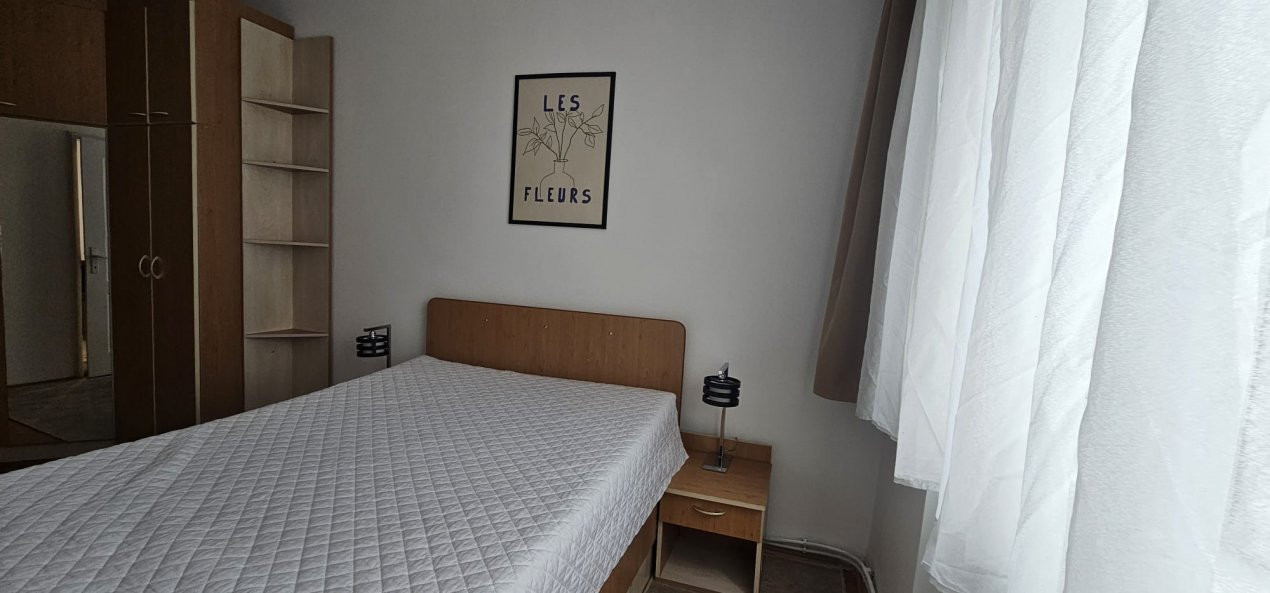 Apartament de inchiriat-zona centrala,Piata Mihai Viteazu