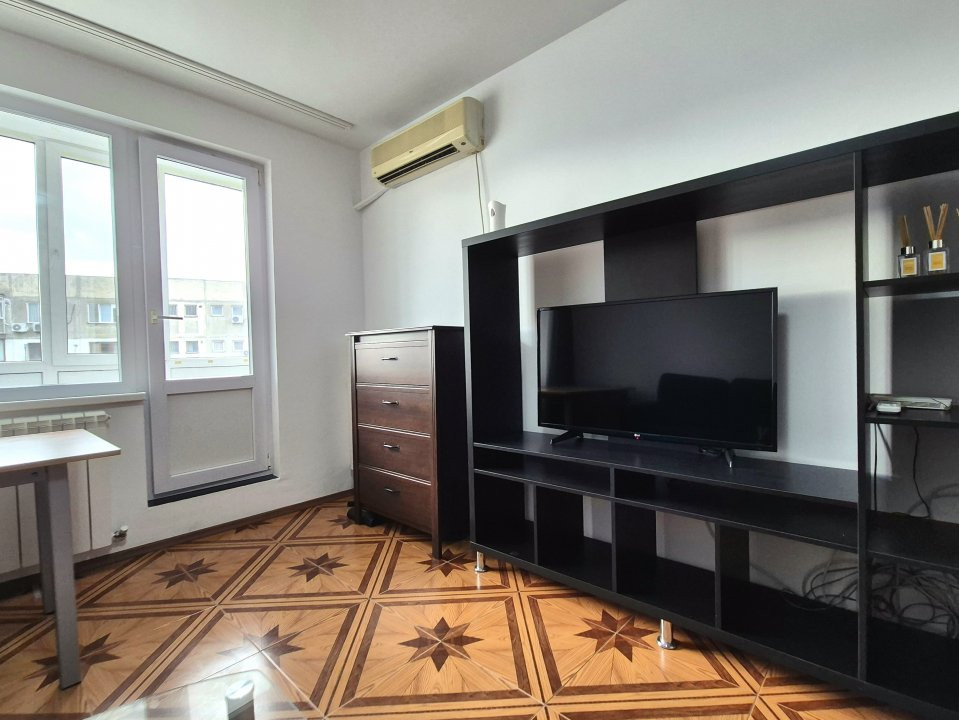 Garsoniera - Boiler - Metrou Dristor