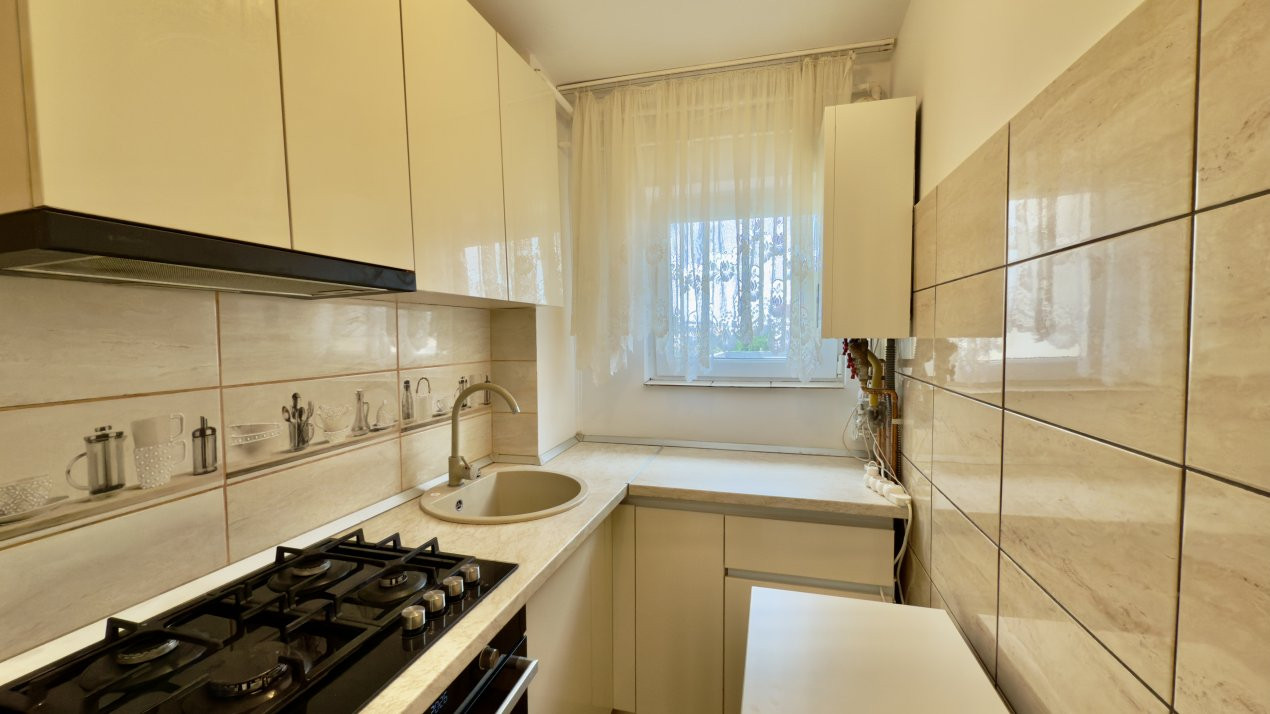 De închiriat- Garsonieră- Pitesti-zona Găvana-Scoala 19!