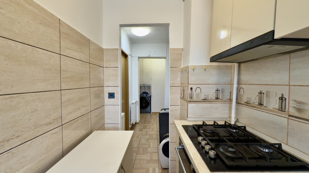 De închiriat- Garsonieră- Pitesti-zona Găvana-Scoala 19!