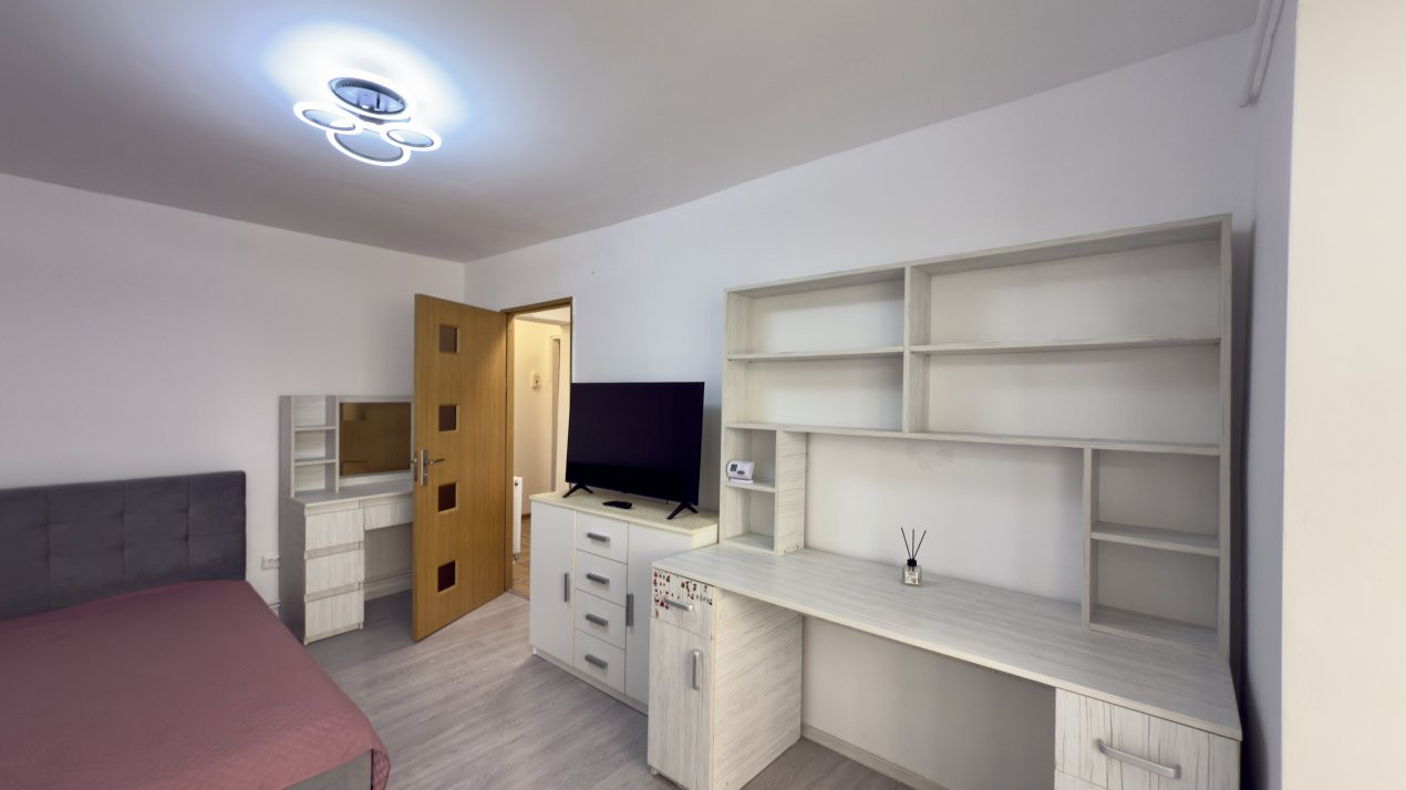 De închiriat- Garsonieră- Pitesti-zona Găvana-Scoala 19!