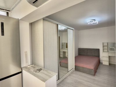 De închiriat- Garsonieră- Pitesti-zona Găvana-Scoala 19!