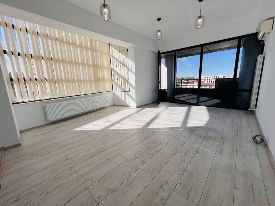 Apartament ultracentral, 2 camere Fratii Golesti-Pitesti