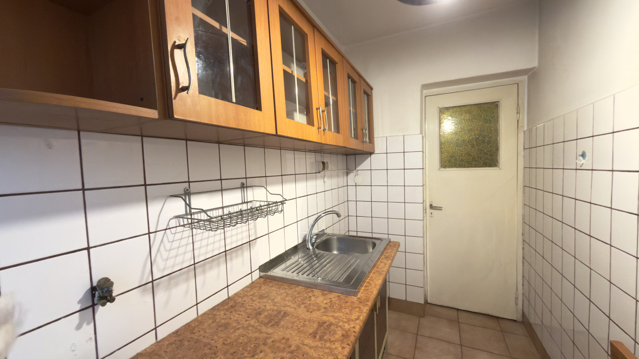 Apartament 2 camere Pitesti-cartier Banat etaj 2!