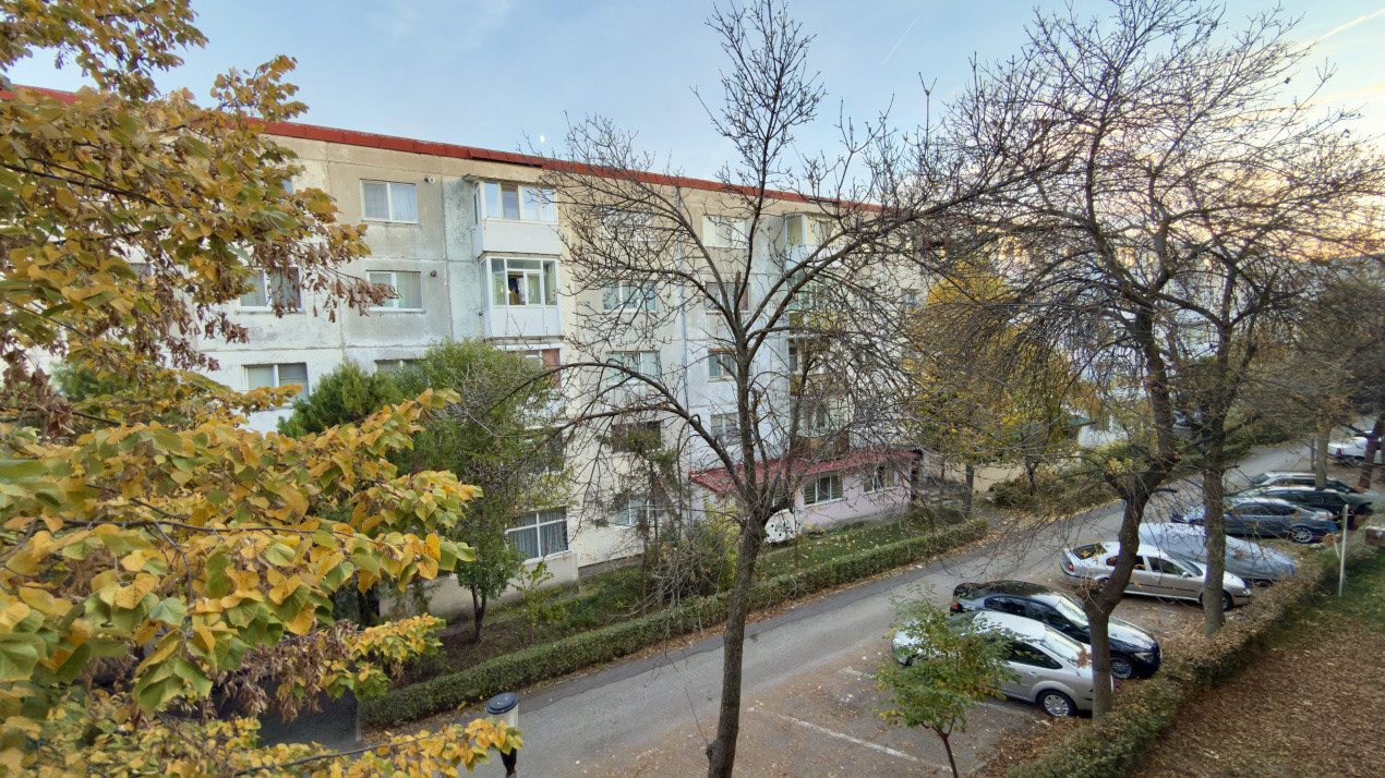 Apartament 2 camere Pitesti-cartier Banat etaj 2!