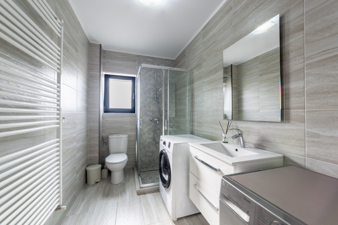 Apartament 3 camere, Str. Teilor Geamana!