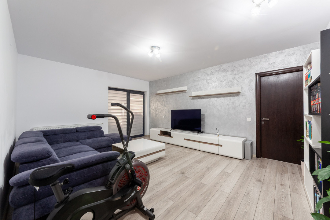 Apartament 3 camere, Str. Teilor Geamana!
