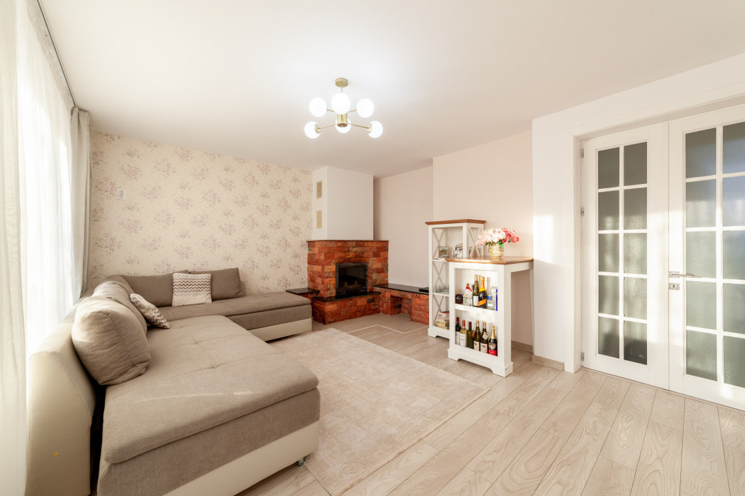 Casa cu priveliste - Stefanesti!