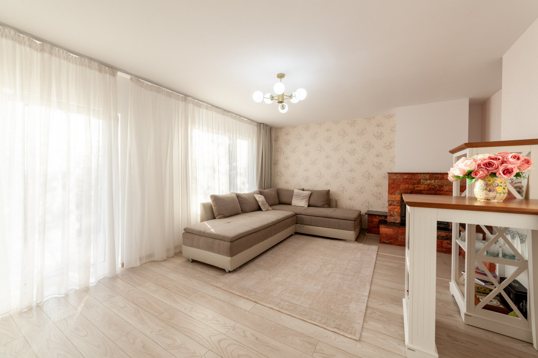 Casa cu priveliste - Stefanesti!