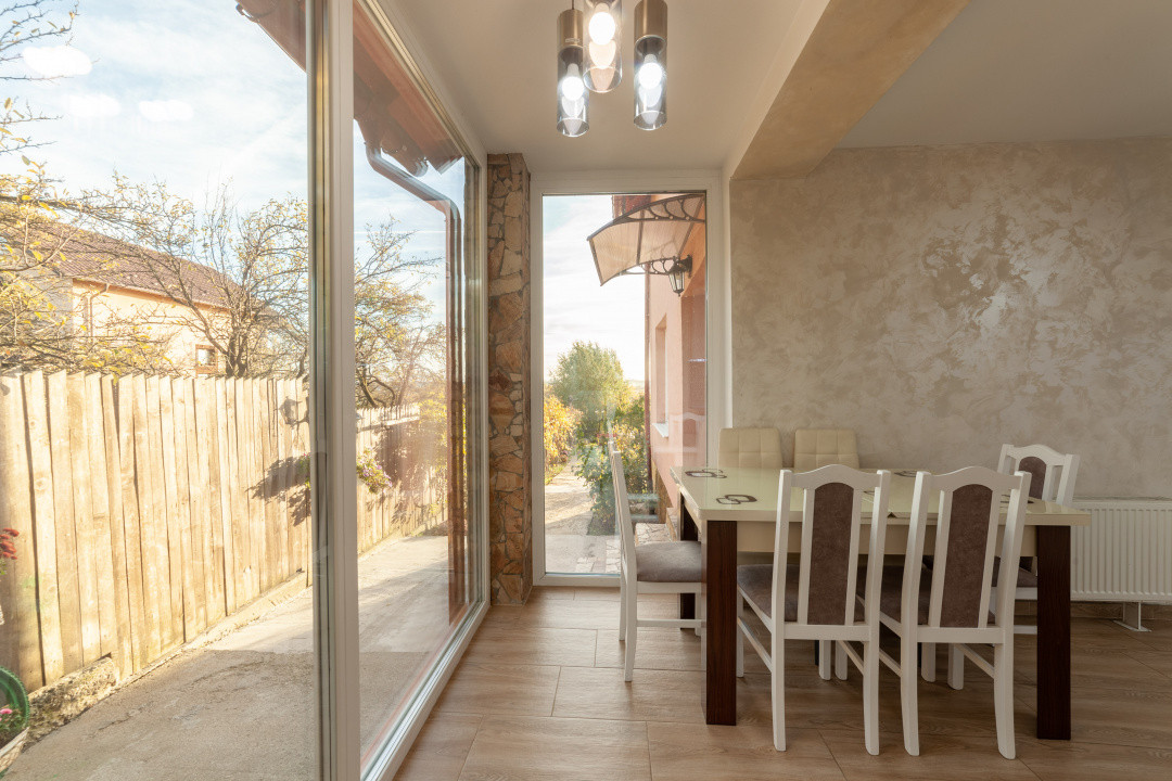 Casa cu priveliste - Stefanesti!