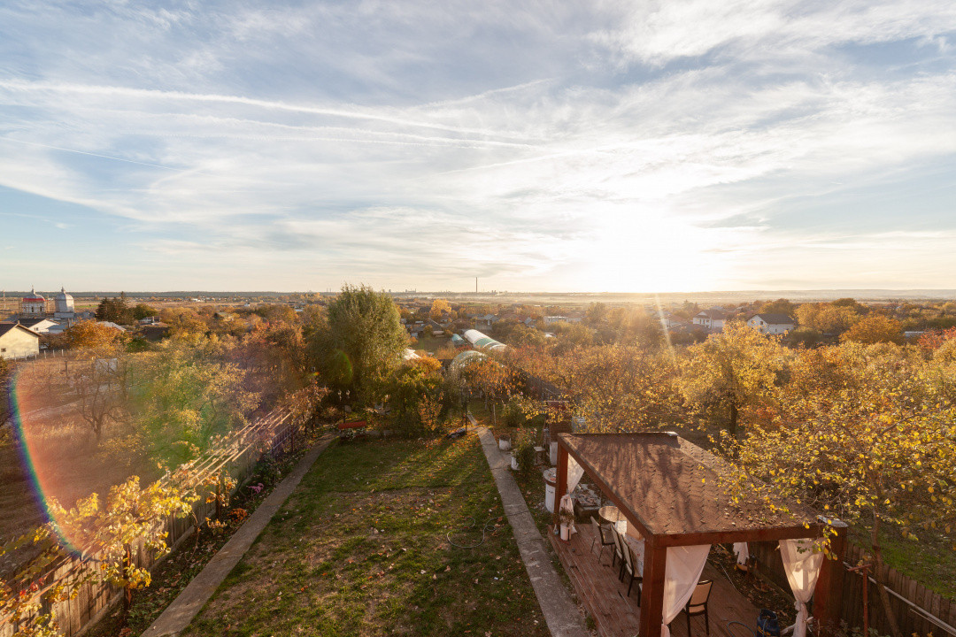 Casa cu priveliste - Stefanesti!
