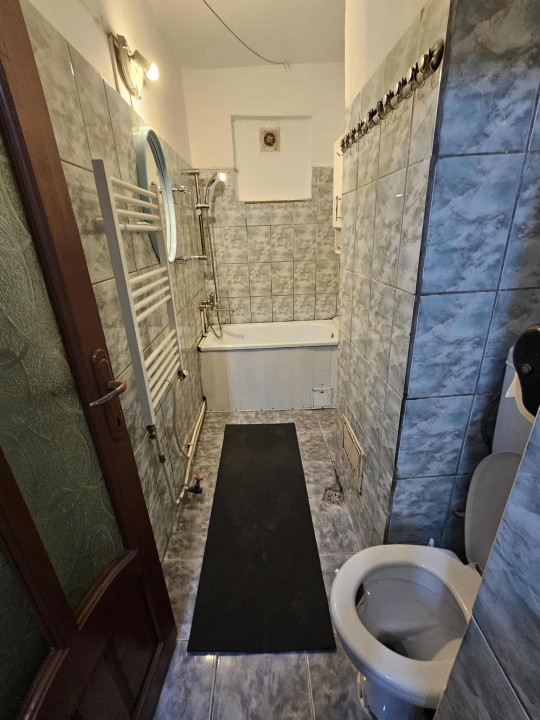 Apartament 2 camere de închiriat – Zona 9 Mai, Str. Olari, Târgu Jiu