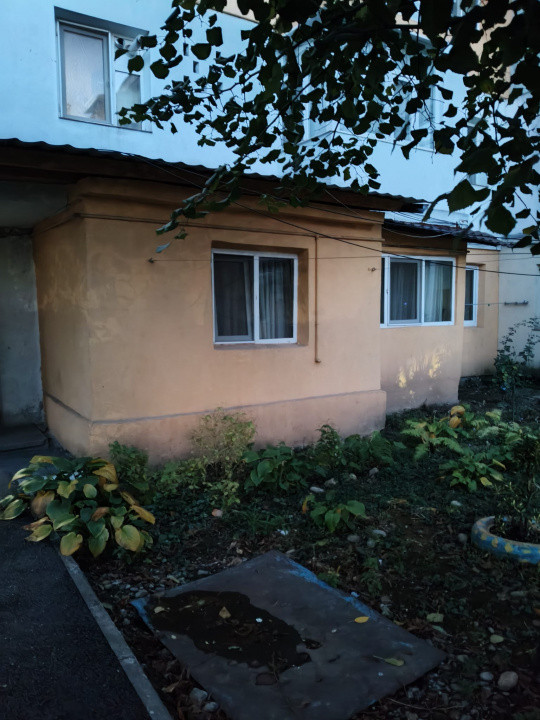 Apartament 2 camere de închiriat – Zona 9 Mai, Str. Olari, Târgu Jiu