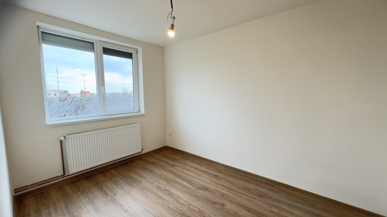 Apartament decomandat 2 camere Etaj IV Carei - Eliberării Nr.8 - Renovat 2025