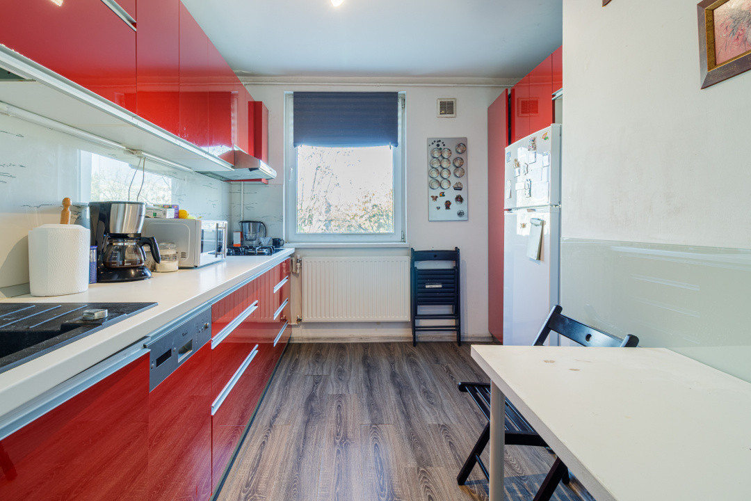 Apartament decomandat si luminos | Metrou 1 Decembrie