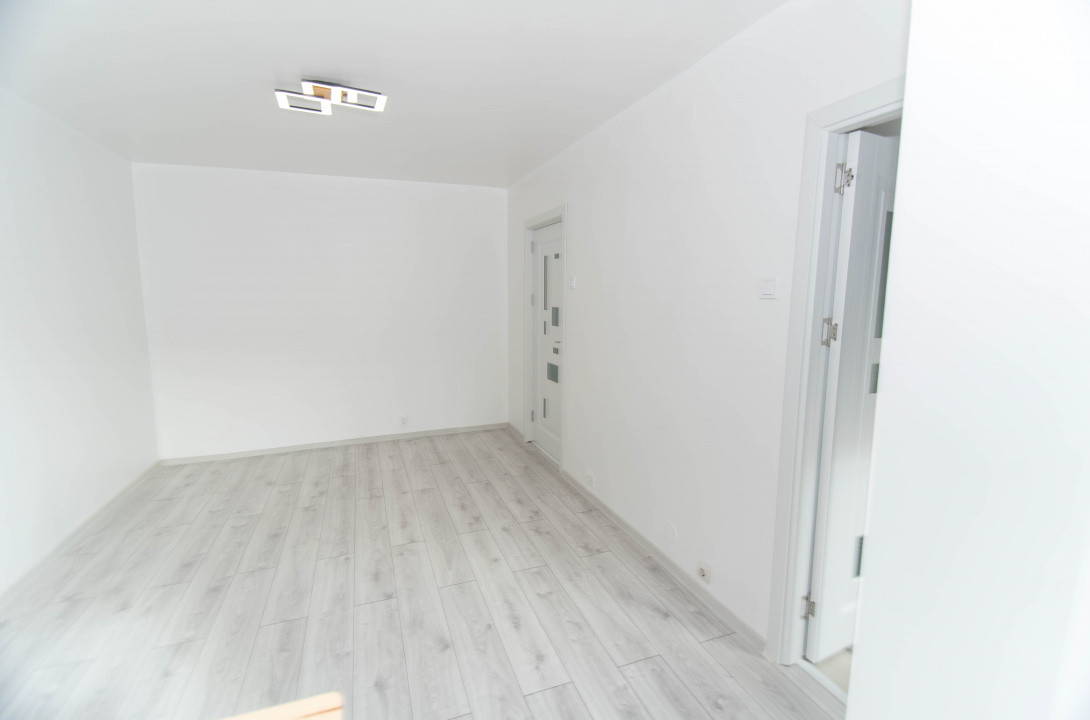 Garsoniera RENOVATA TOTAL Gavana, etaj 1. Comision 0%