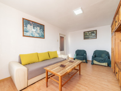 De INCHIRIAT Apartament 3 camere-Pitesti-zona Trivale!