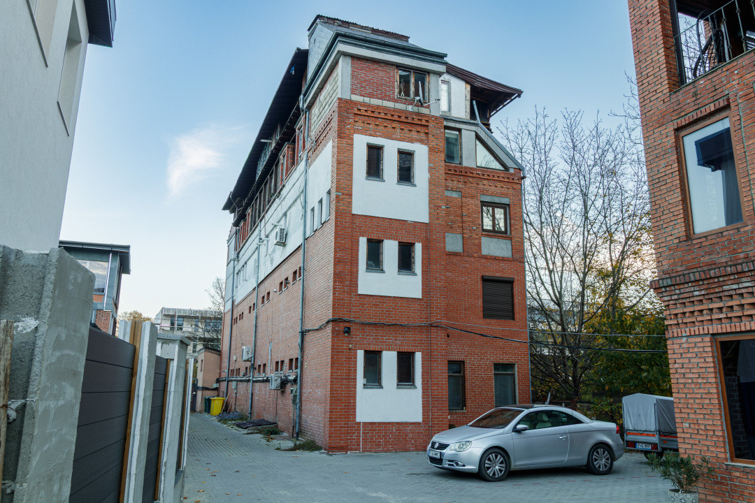 Apartament 4 camere – 160 mp utili, mansardă modernă!