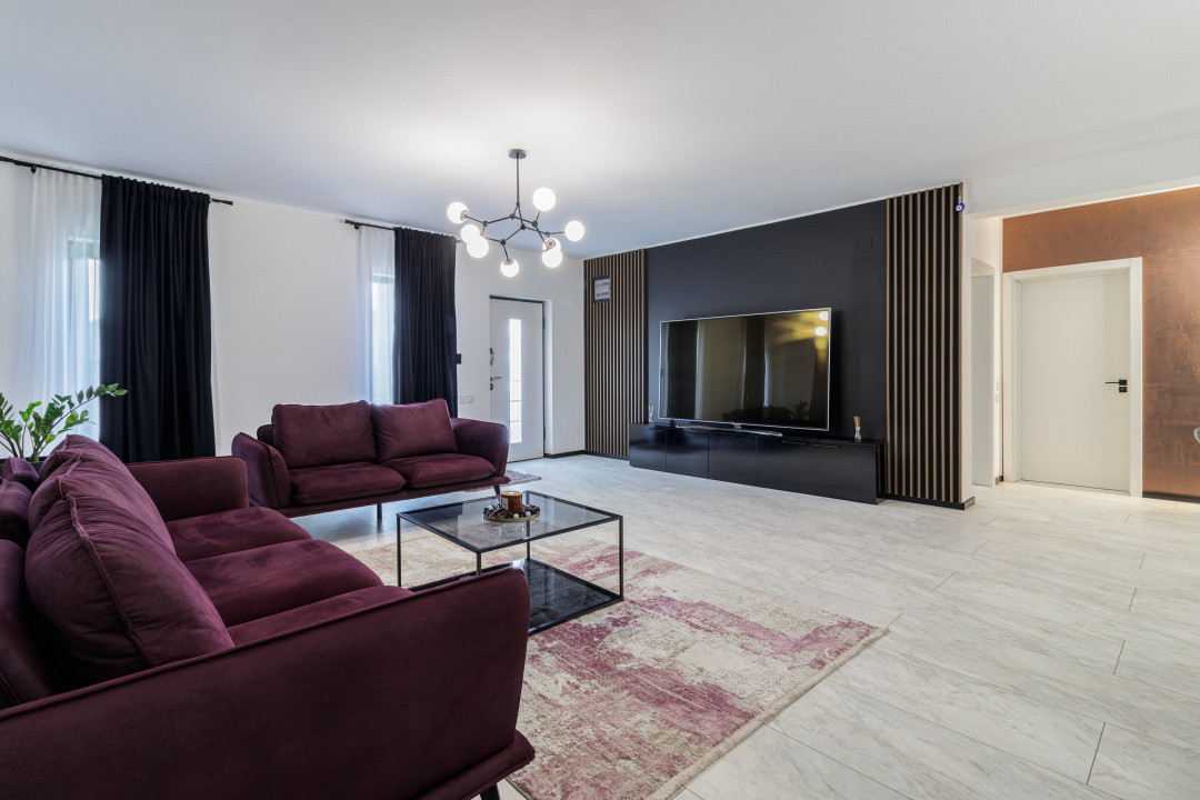 Casă superbă pe parter cu piscină, foișor și 1.000 mp teren – Dascălu!