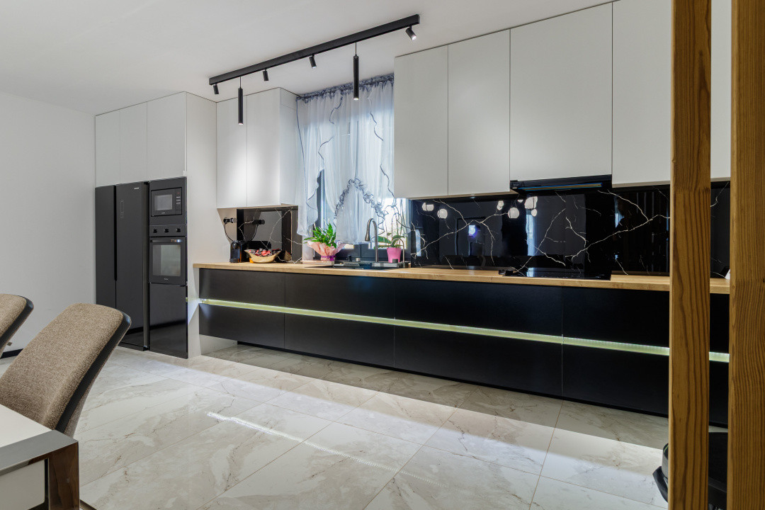 Casă superbă pe parter cu piscină, foișor și 1.000 mp teren – Dascălu!