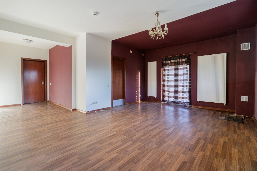 Apartament spațios în vilă – 217 mp utili, Tunari!