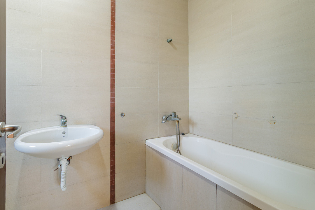 Apartament spațios în vilă – 217 mp utili, Tunari!