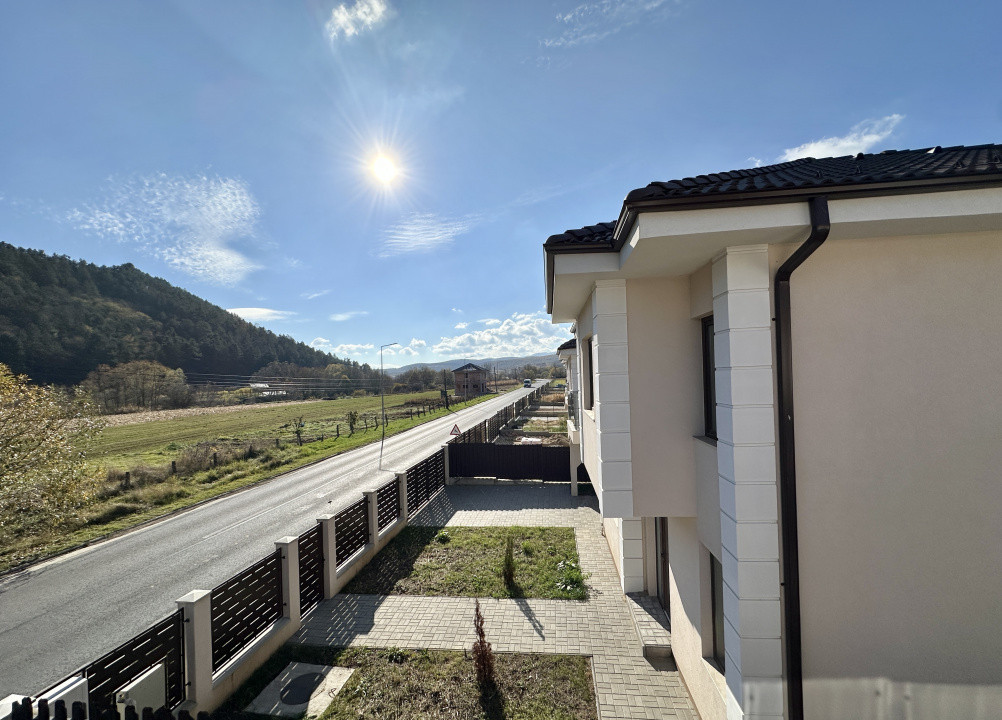 Comision 0. Casa noua Luna de Sus, Floresti