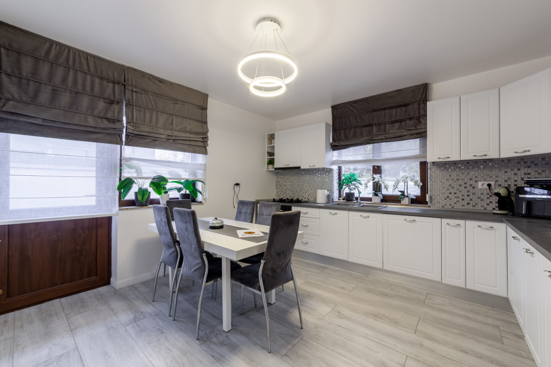 0% Comision!!! CASA PARTER + ETAJ -   STEFANESTI , ARGES