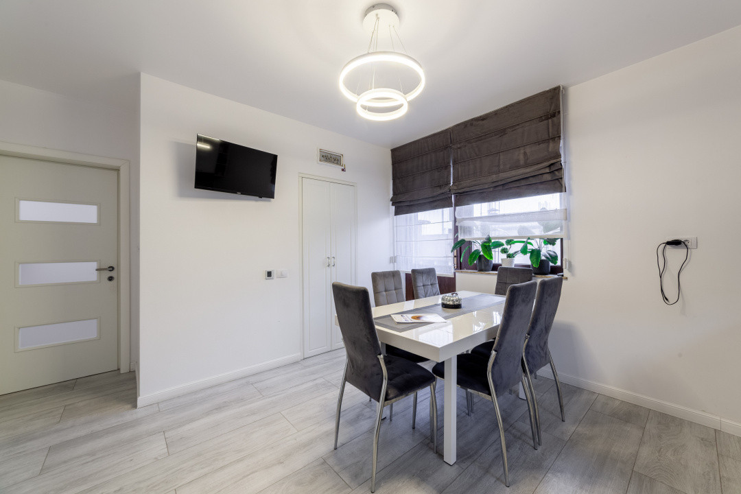 0% Comision!!! CASA PARTER + ETAJ -   STEFANESTI , ARGES