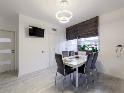 Investitie - Garsoniera cocheta, versatila, Piata Victoriei