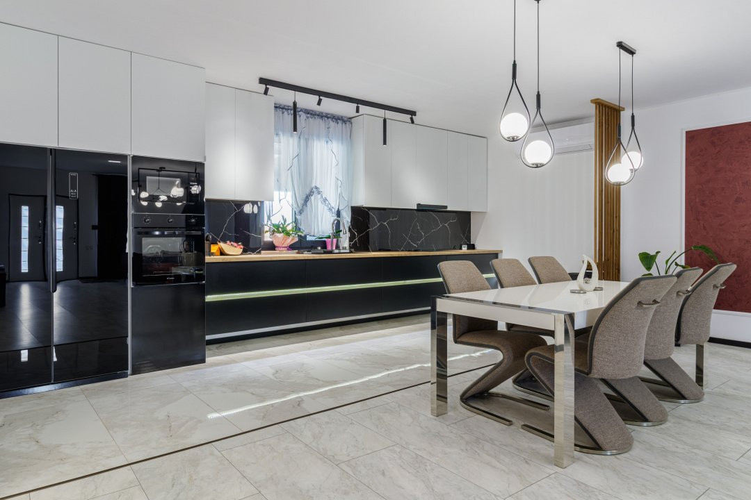 Casă superbă pe parter cu piscină, foișor și 1.000 mp teren – Dascălu!