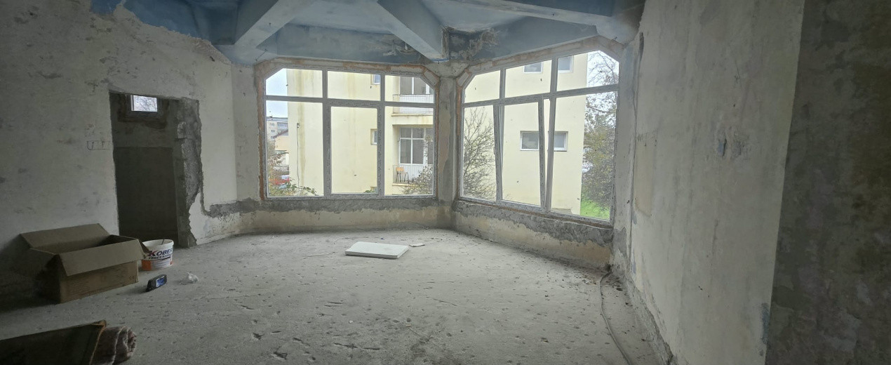 Spațiu comercial de închiriat – Zona Debarcader, Târgu Jiu