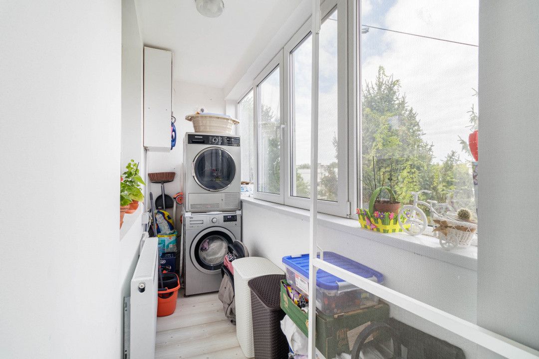 Secuilor - apartament 3 camere, renovat si partial mobilat 