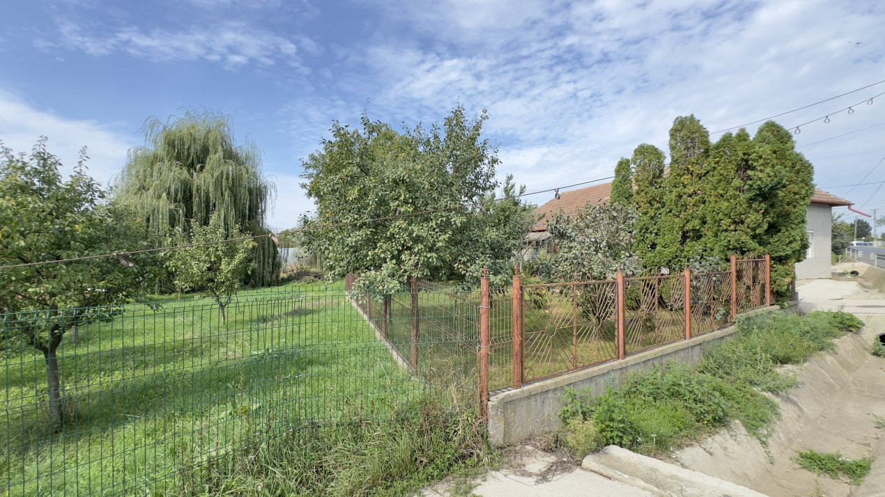 Casă 3 camere, Teren 1875 mp Loc. Tiream Jud. Satu Mare-Comision 0% cumpărător