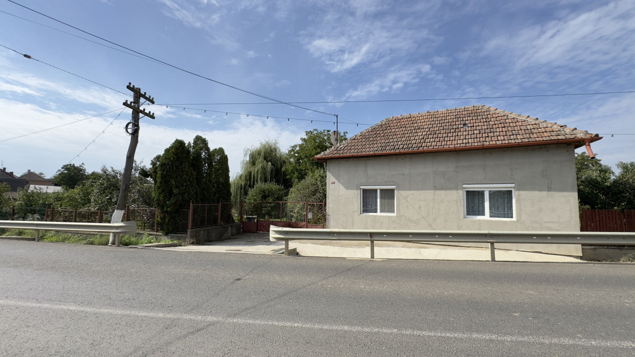 Casă 3 camere, Teren 1875 mp Loc. Tiream Jud. Satu Mare-Comision 0% cumpărător