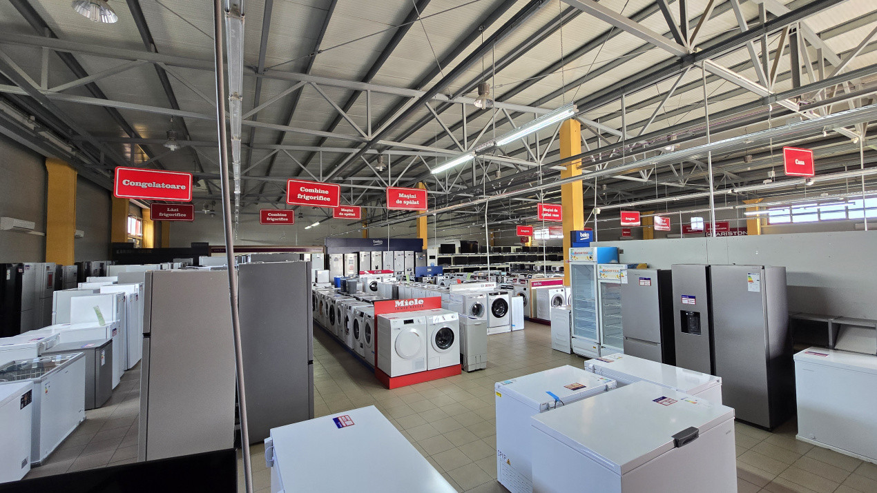 Spațiu comercial/ Showroom str. Careiului