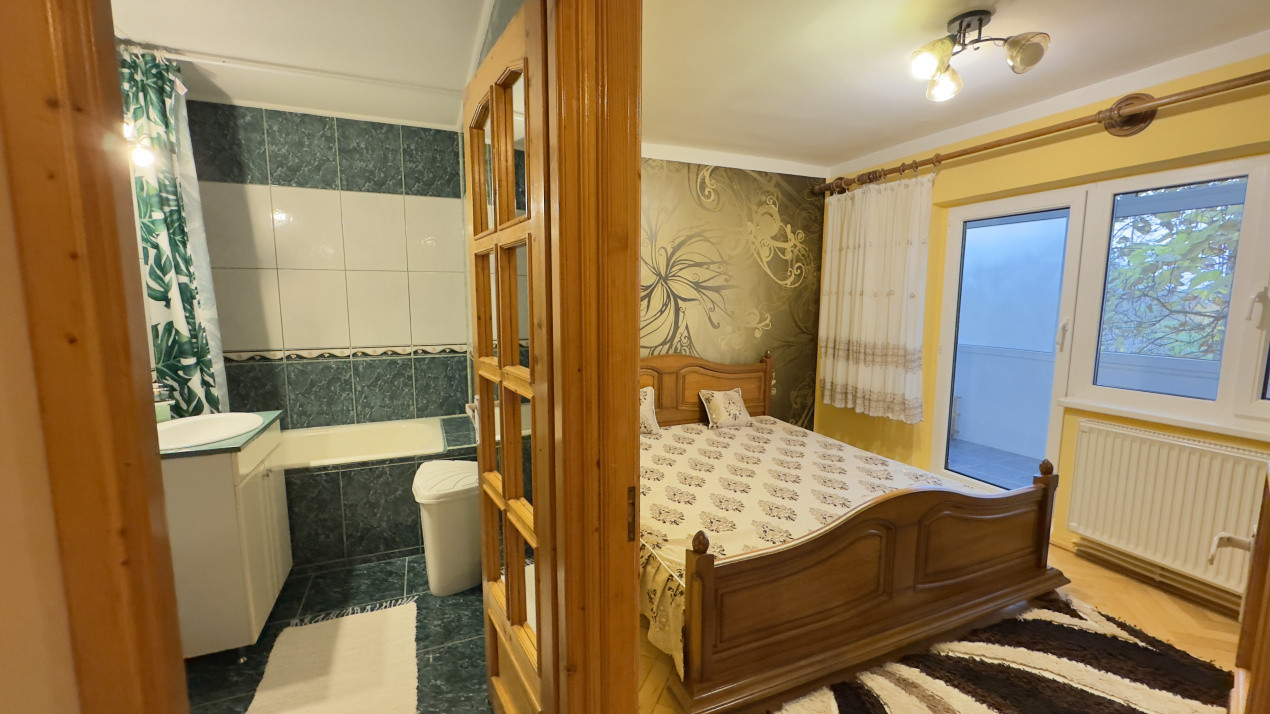 Apartament Decomandat 4 camere MV1, Etaj 1 - Str. Liszt Ferenc - Carei