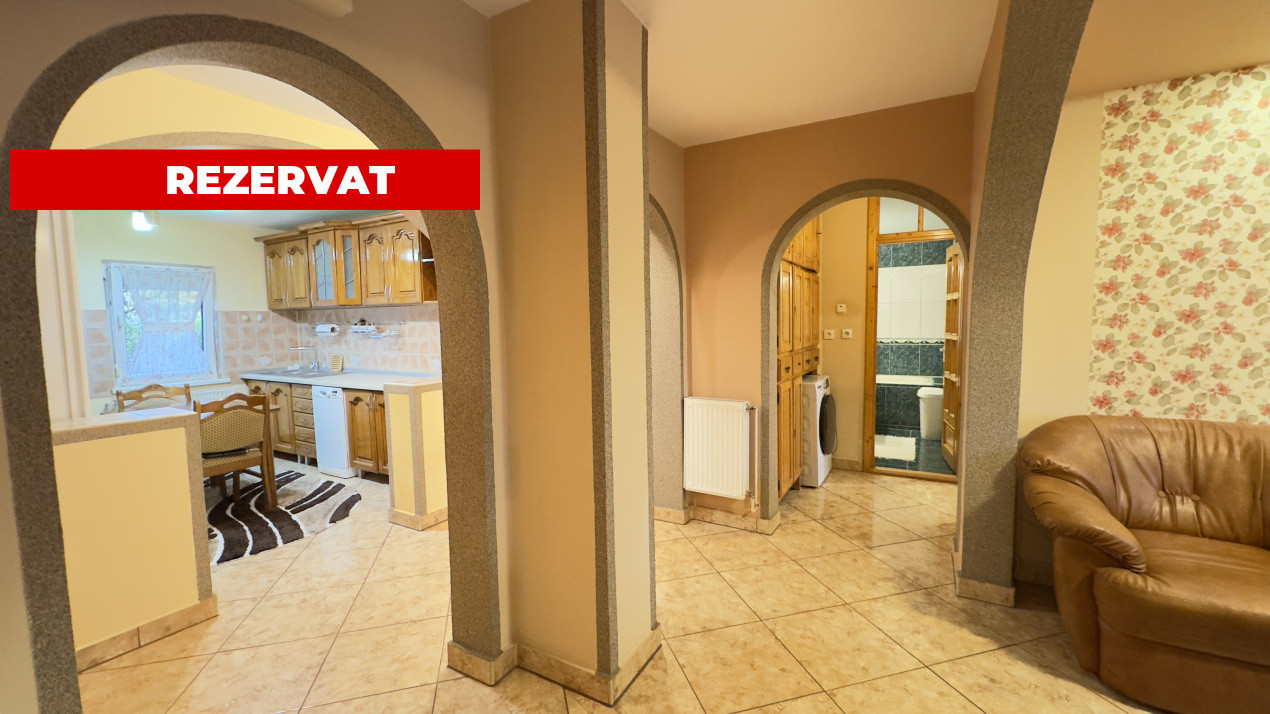 Apartament Decomandat 4 camere MV1, Etaj 1 - Str. Liszt Ferenc - Carei