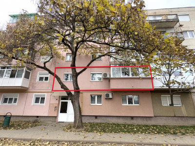 Apartament decomandat 3 camere Banat 3/4 