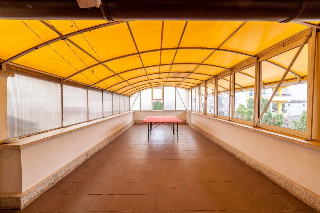 Casa cu destinatie versatila: clinica medicala, after - school, camin seniori