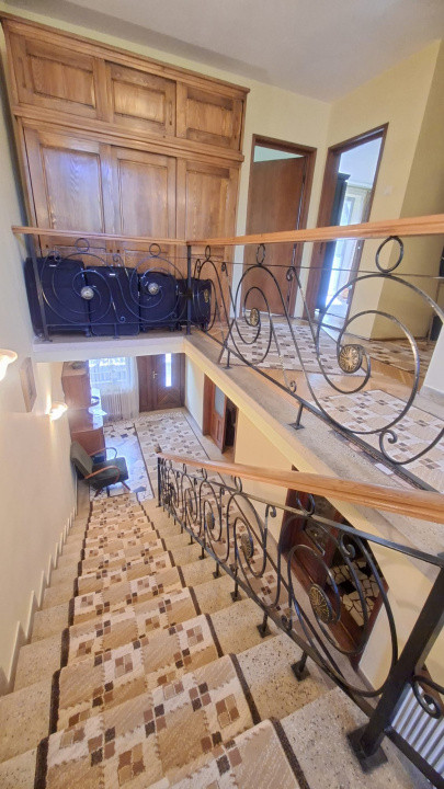 Casa Centrala de vanzare - Strada Rahovei Pitesti 