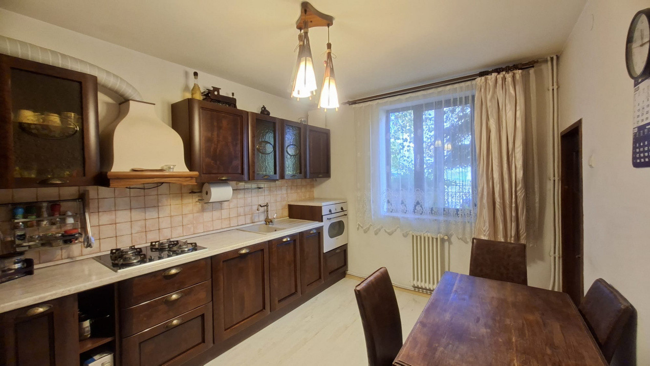 Casa Centrala de vanzare - Strada Rahovei Pitesti 