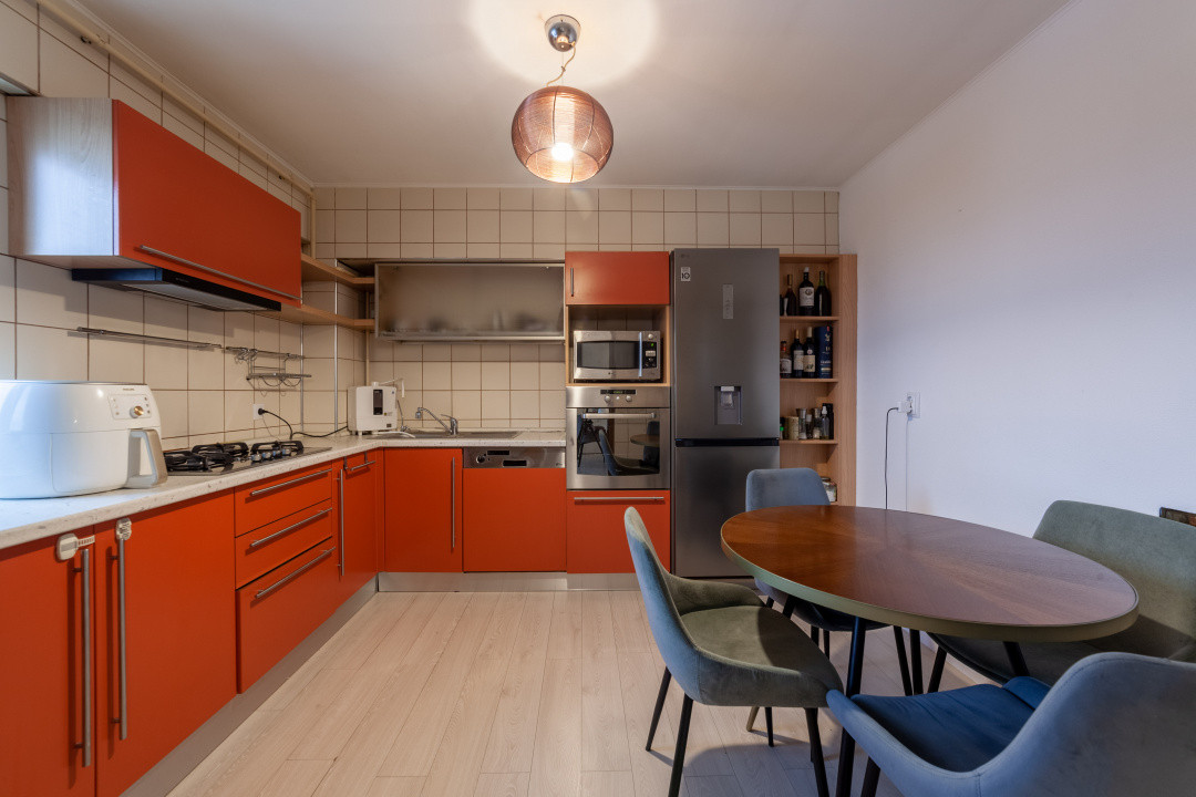 Apartament ultracentral - mobilat si utilat - Zona Centrală