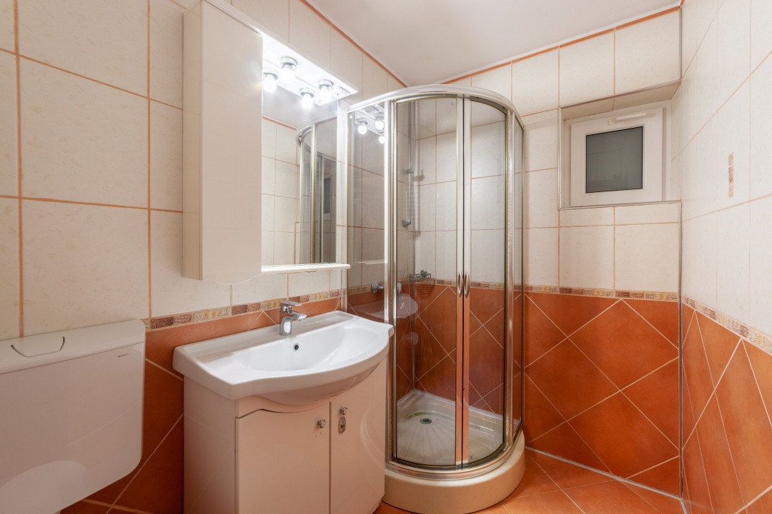 Apartament ultracentral - mobilat si utilat - Zona Centrală