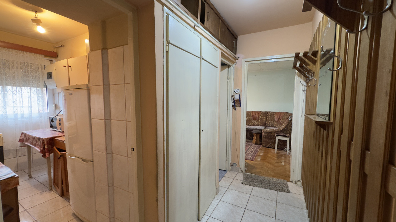 Apartament 2 camere mobilat și utilat, Str. Ignisului Nr.22, Etaj II - Carei