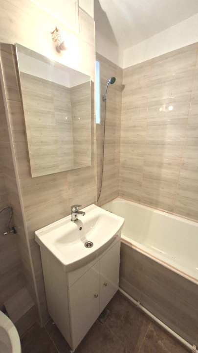 Garsoniera moderna la cheie Gavana, centrala proprie